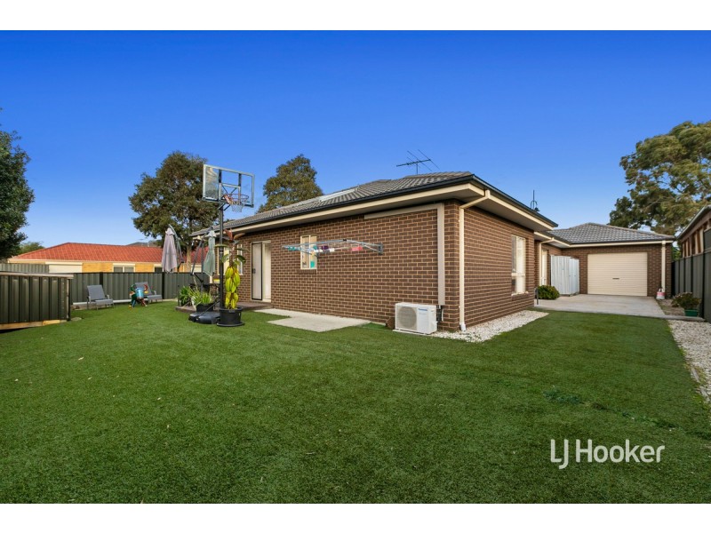36 Miles Franklin Boulevard, Point Cook VIC 3030