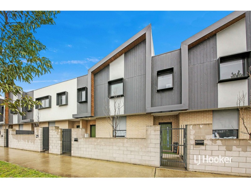 112 Station Street, Pakenham VIC 3810