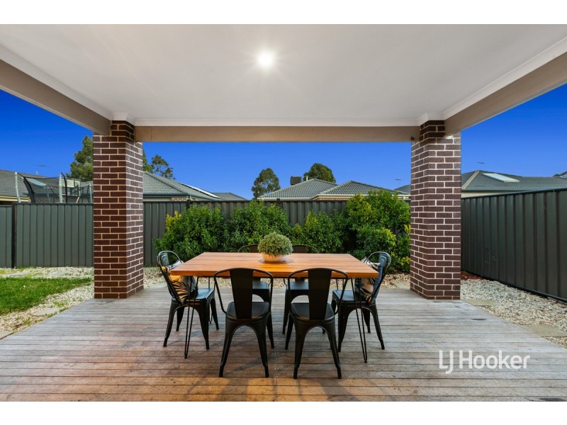 73 Brownlow Drive, Point Cook VIC 3030