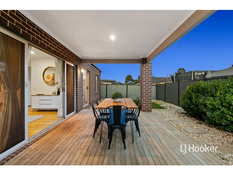73 Brownlow Drive, Point Cook VIC 3030