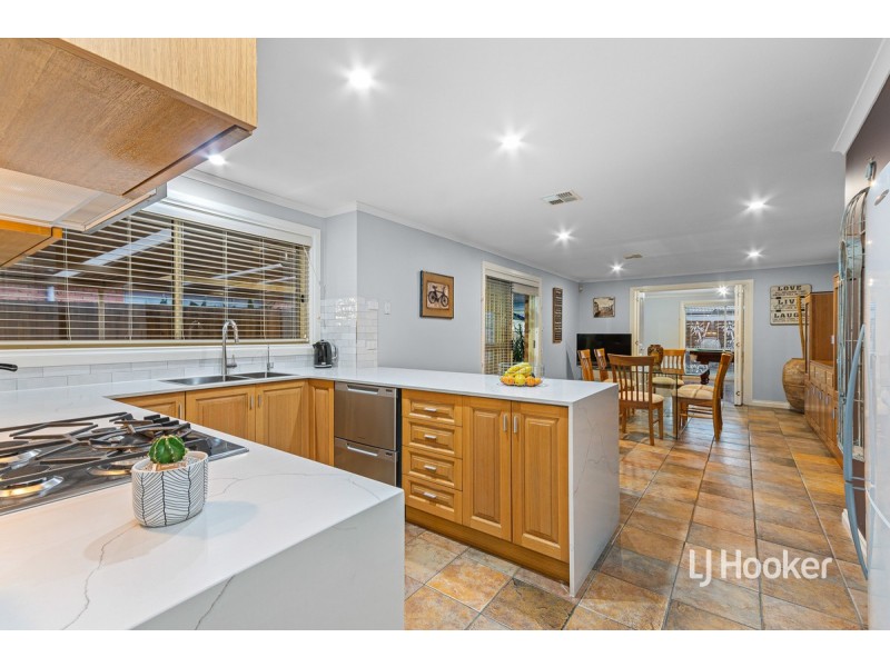 98 Seabrook Boulevard, Seabrook VIC 3028