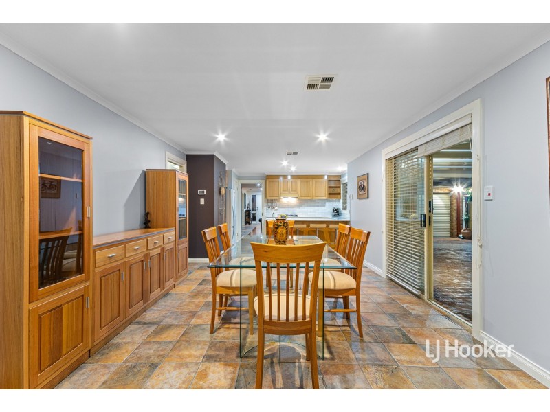 98 Seabrook Boulevard, Seabrook VIC 3028