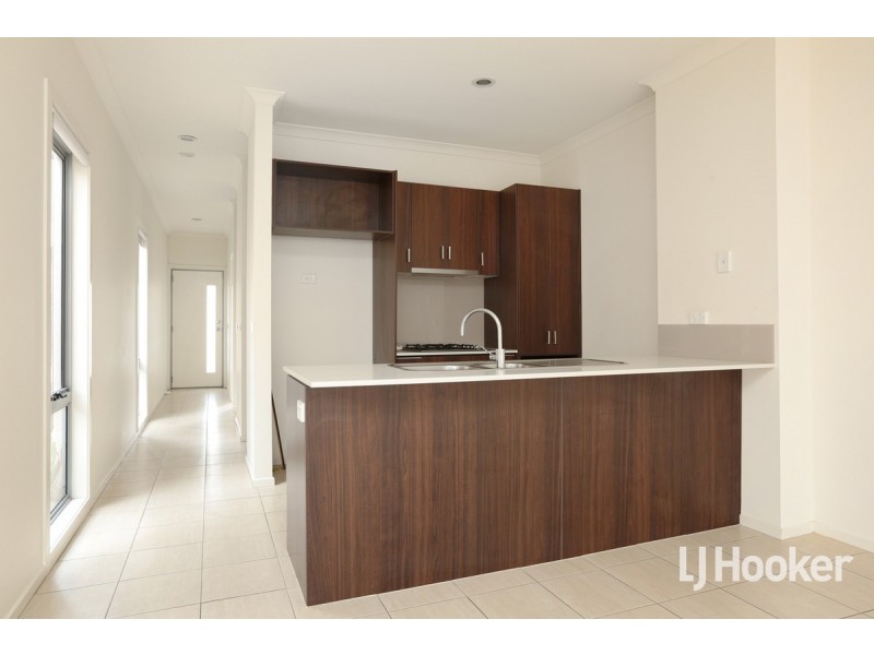 4C Hanworth Avenue, Williams Landing VIC 3027