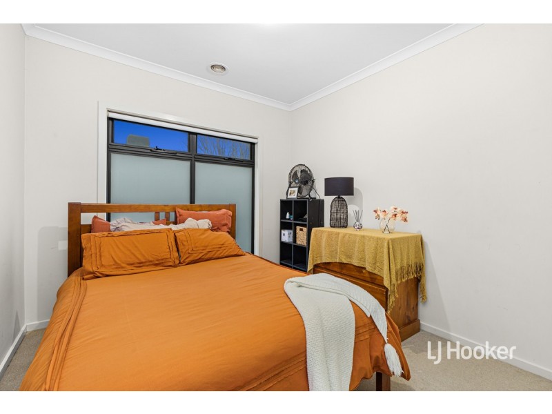 19 Grandview Avenue, Point Cook VIC 3030