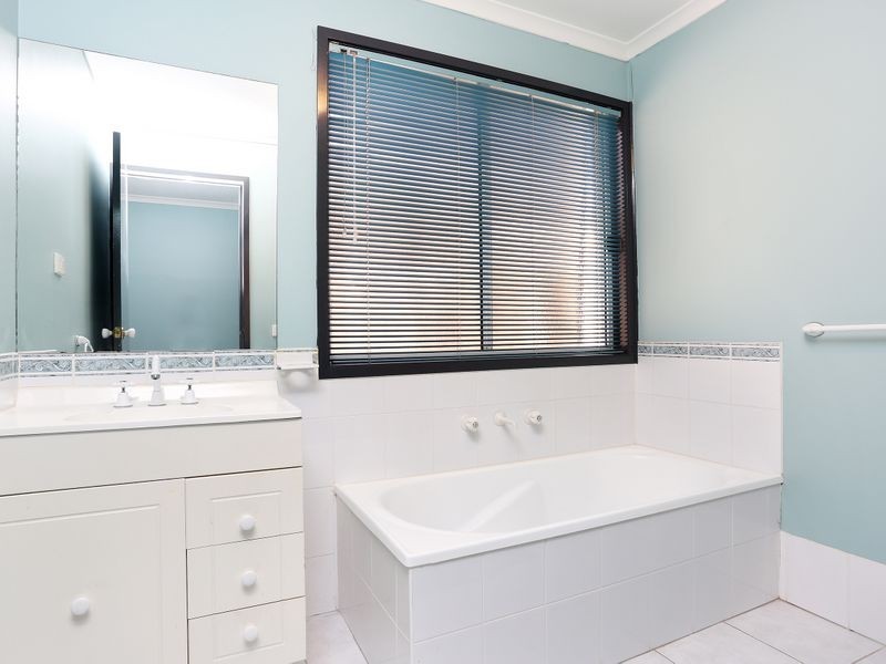 19 Beveridge Court, Point Cook VIC 3030