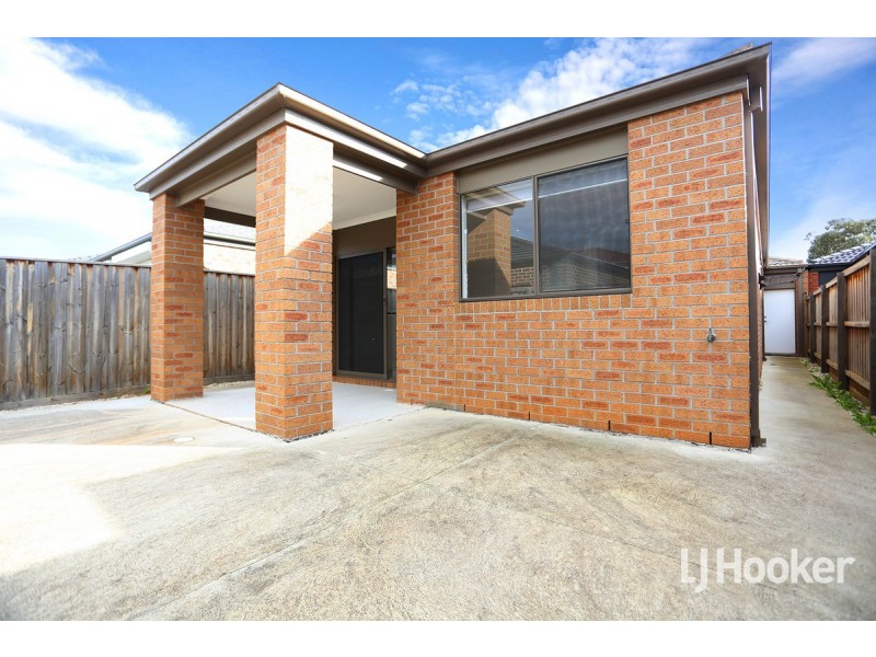 9 Halycon Street, Point Cook VIC 3030
