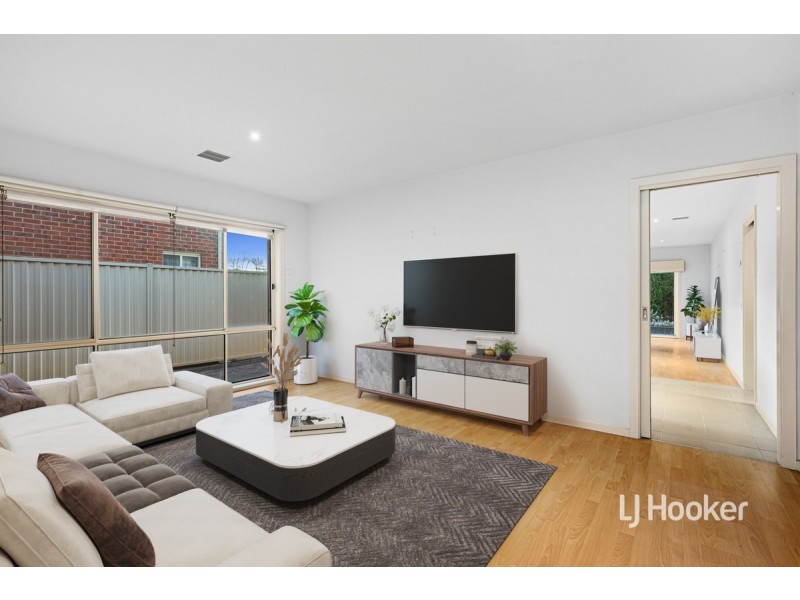 83 Lancaster Drive, Point Cook VIC 3030