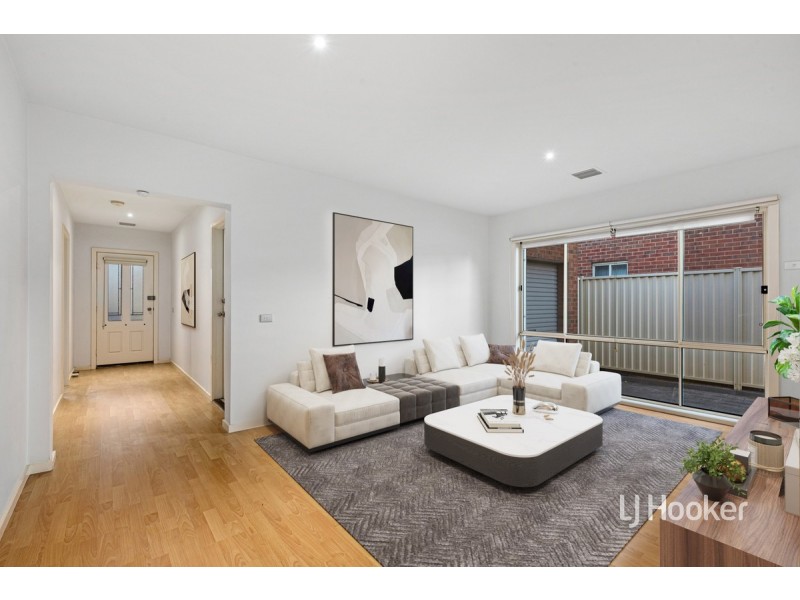 83 Lancaster Drive, Point Cook VIC 3030