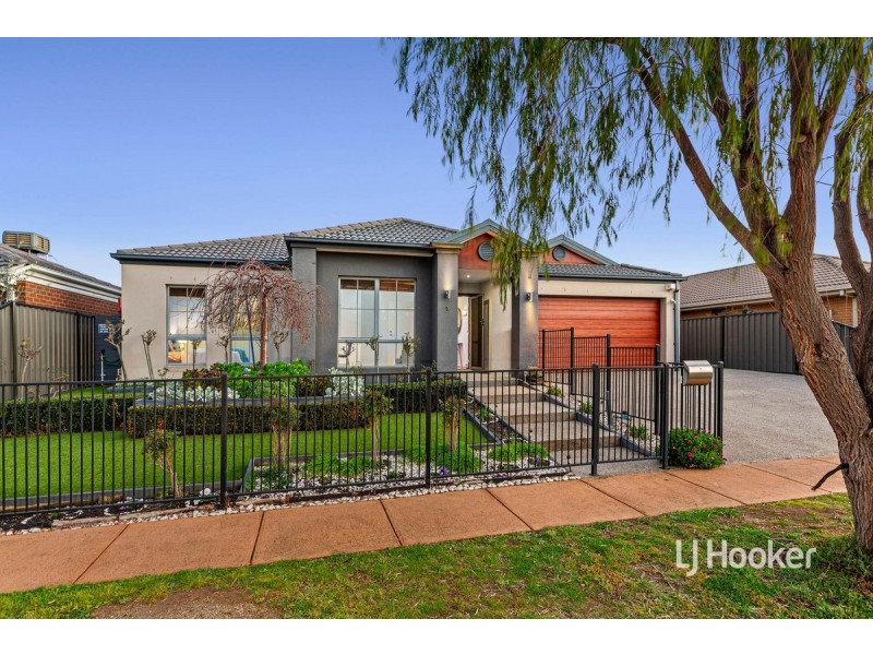 5 Hasluck Gardens, Point Cook VIC 3030