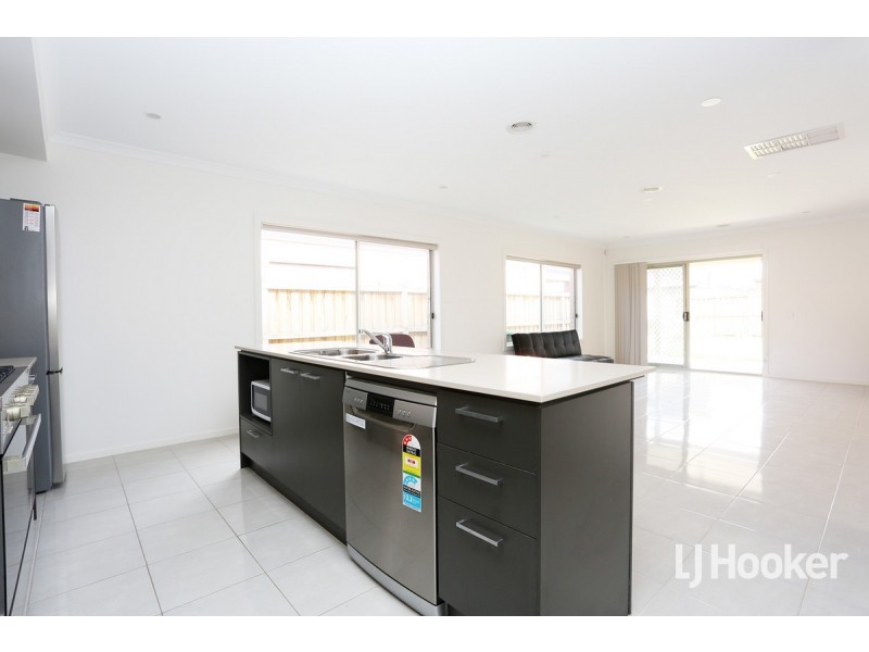 23A Mystic Grove, Point Cook VIC 3030