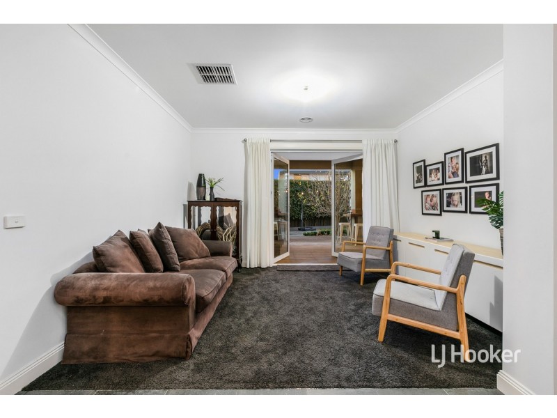 50 Mystic Grove, Point Cook VIC 3030