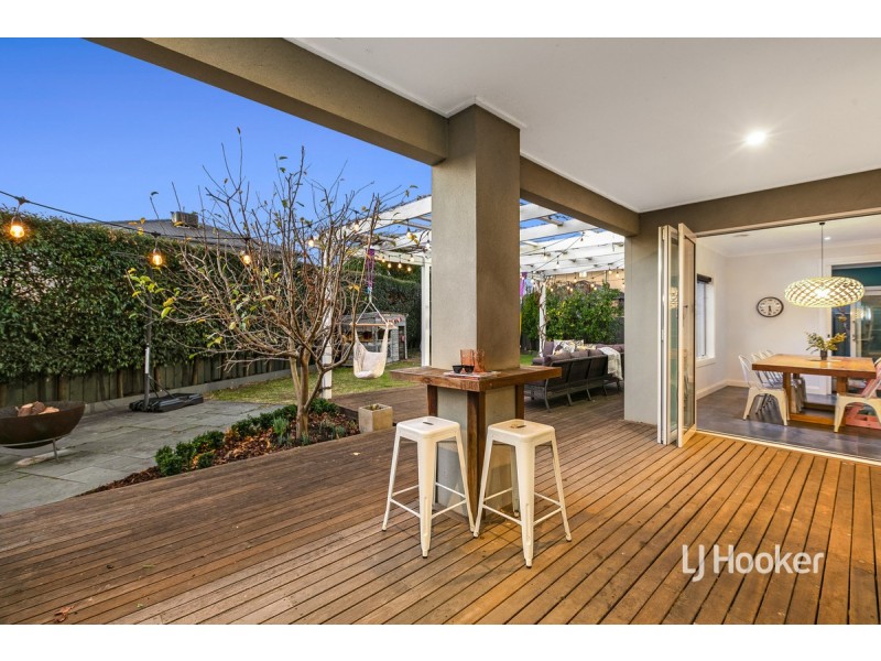 50 Mystic Grove, Point Cook VIC 3030