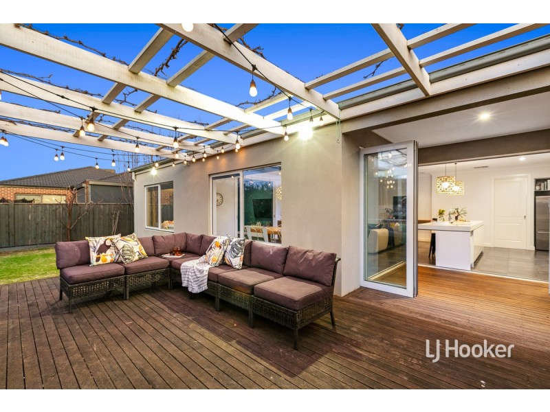 50 Mystic Grove, Point Cook VIC 3030