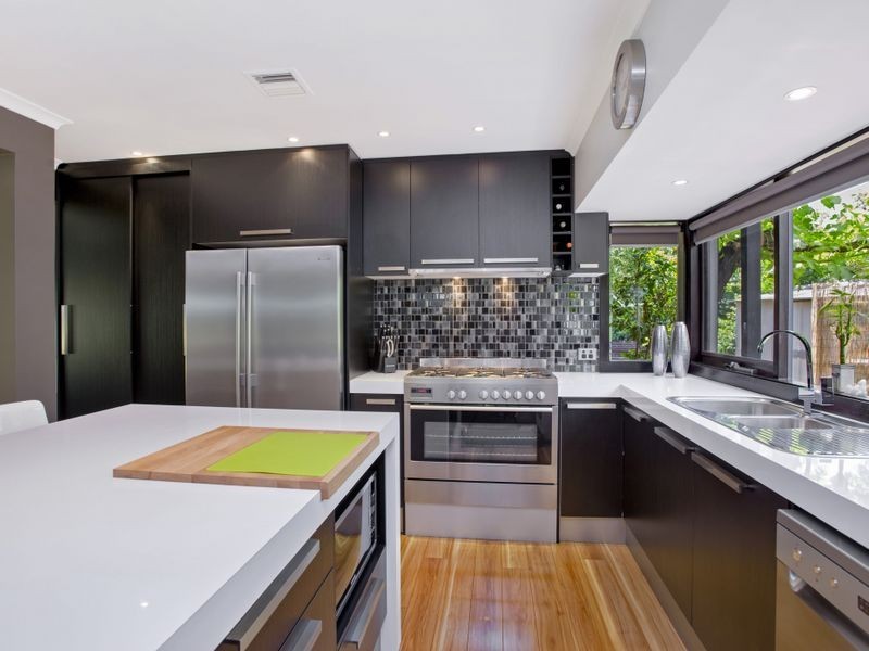 8 Royal Court, Altona Meadows VIC 3028