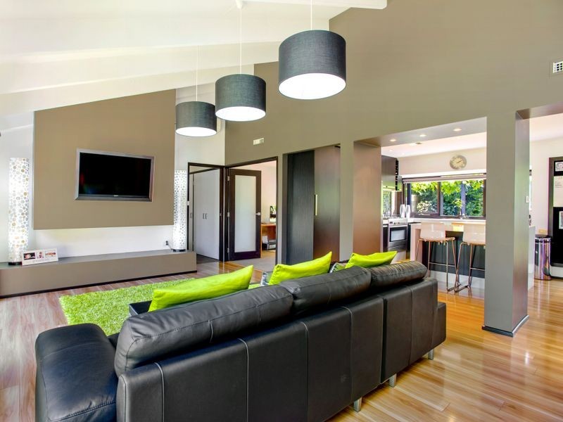 8 Royal Court, Altona Meadows VIC 3028