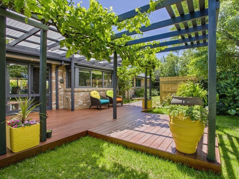 8 Royal Court, Altona Meadows VIC 3028