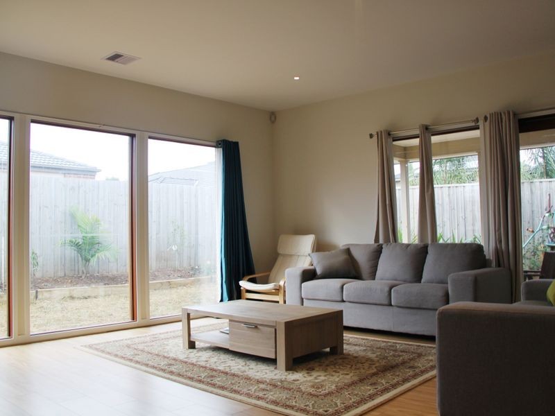6 Nest Place, Point Cook VIC 3030