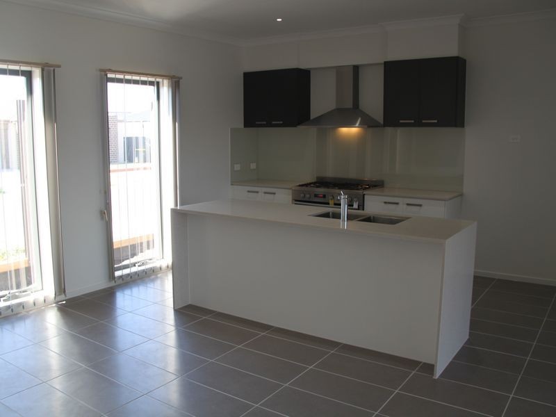 34 Risdon Circuit, Tarneit VIC 3029