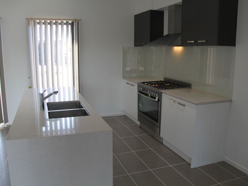 34 Risdon Circuit, Tarneit VIC 3029