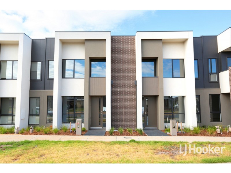 159 Tom Roberts Parade, Point Cook VIC 3030