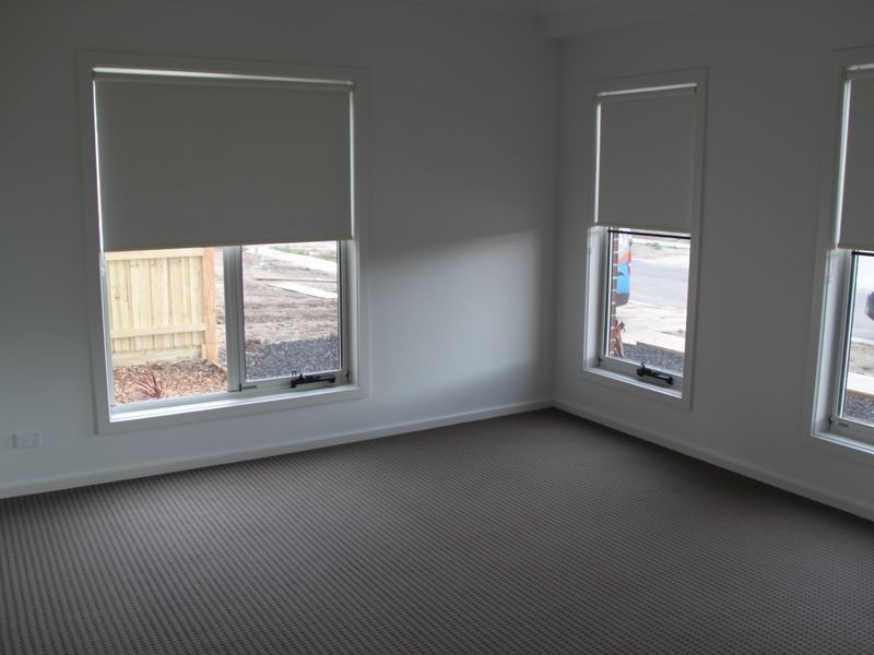 63 Waves Drive, Point Cook VIC 3030