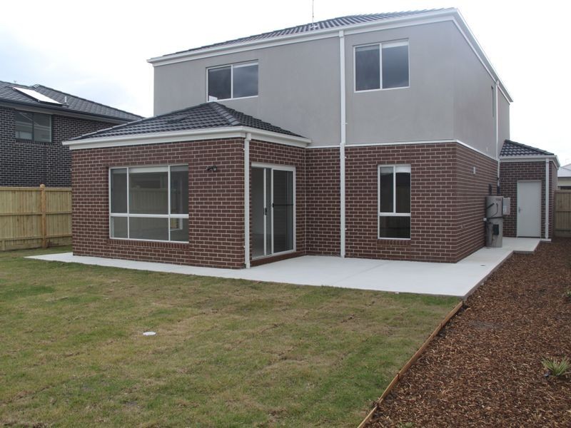 63 Waves Drive, Point Cook VIC 3030