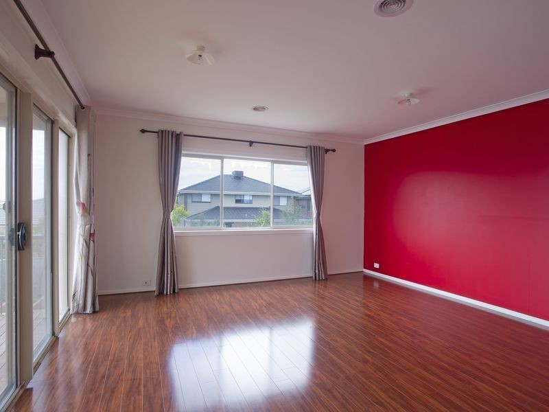 38 Hugo Drive, Point Cook VIC 3030