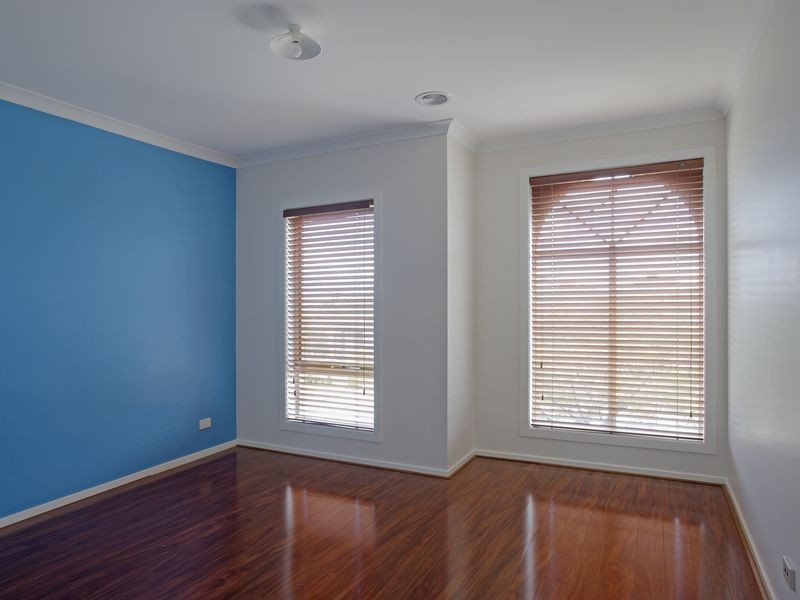 38 Hugo Drive, Point Cook VIC 3030