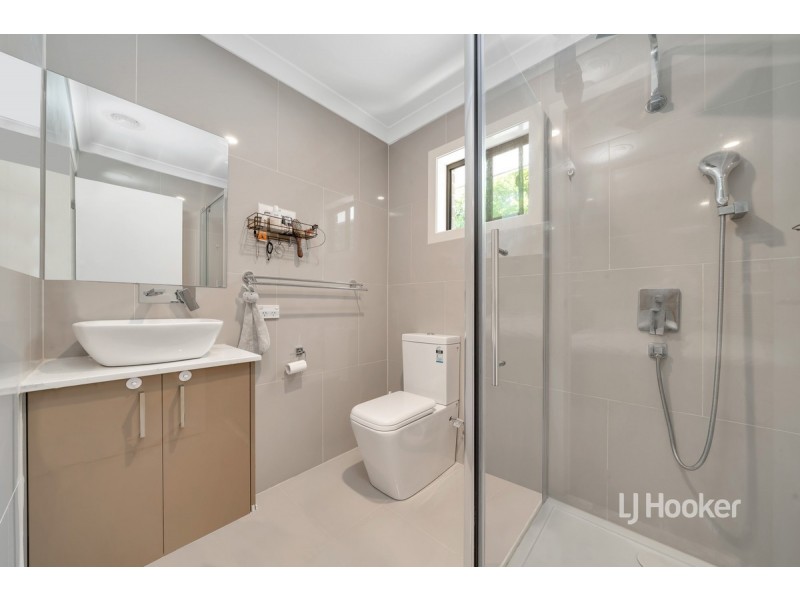 3/8 Redwood Drive, Hoppers Crossing VIC 3029