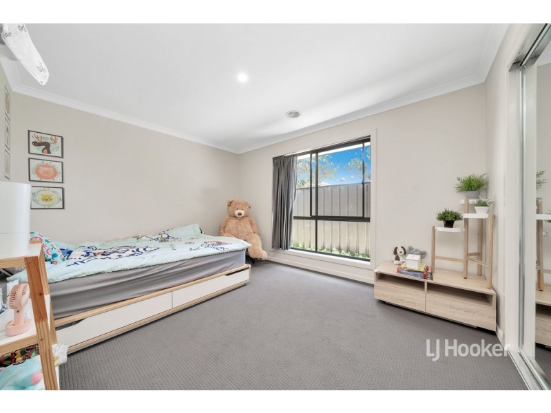 3/8 Redwood Drive, Hoppers Crossing VIC 3029