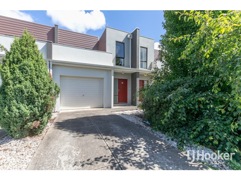 38/39 Astley Crescent, Point Cook VIC 3030