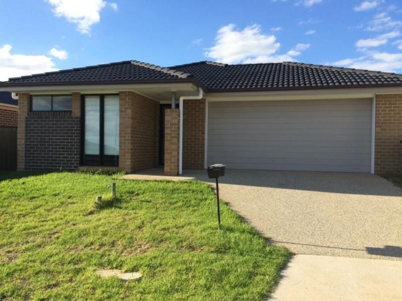 21 Michael Place, Point Cook VIC 3030