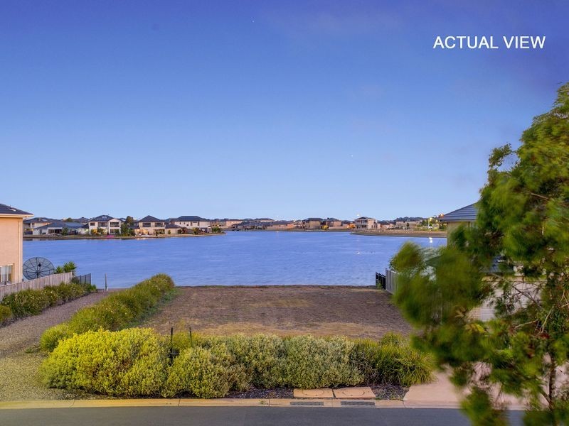 24 North Shore Drive, Sanctuary Lakes VIC 3030