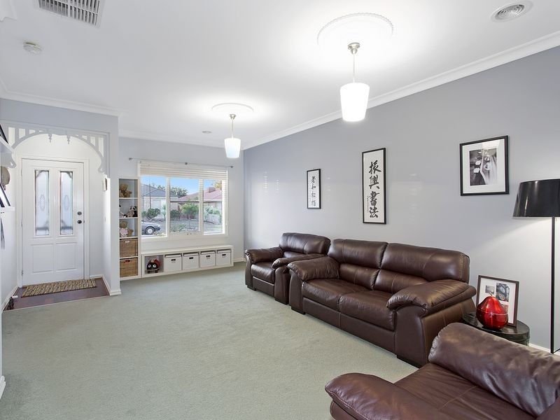 10 Burnley Street, Point Cook VIC 3030