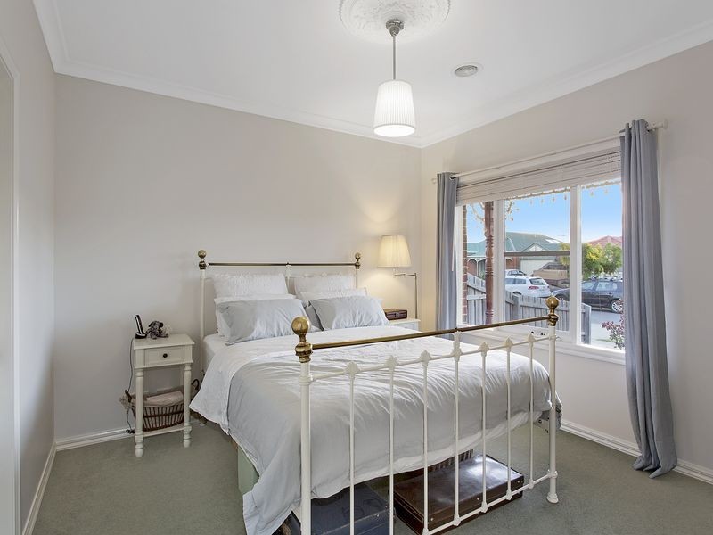 10 Burnley Street, Point Cook VIC 3030