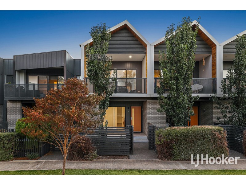 6 Flagship Way, Point Cook VIC 3030