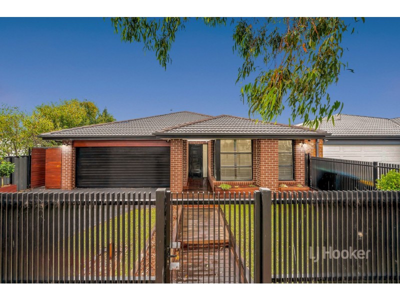 22 Walton Loop, Point Cook VIC 3030