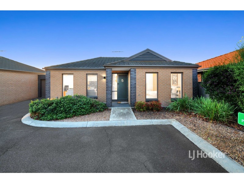 5/3 Campaspe Way, Point Cook VIC 3030