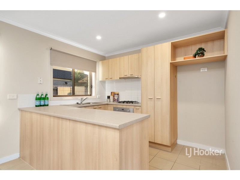 5/3 Campaspe Way, Point Cook VIC 3030