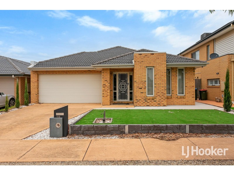 115 Beachview Parade, Sanctuary Lakes VIC 3030