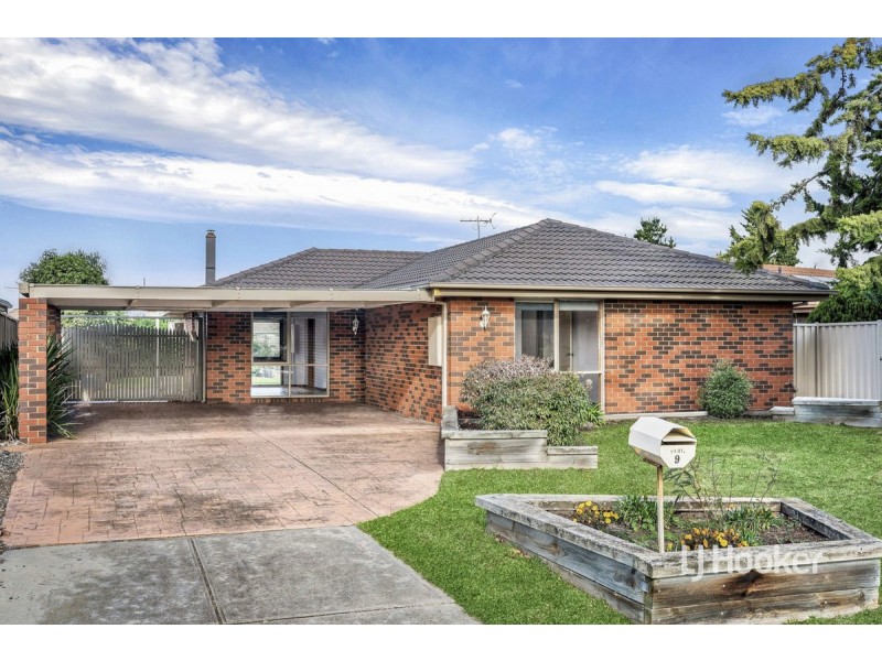 9 Moss Close, Hoppers Crossing VIC 3029