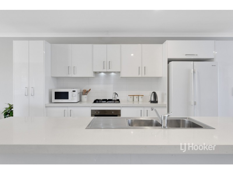 6/2 Crown Street, Laverton VIC 3028