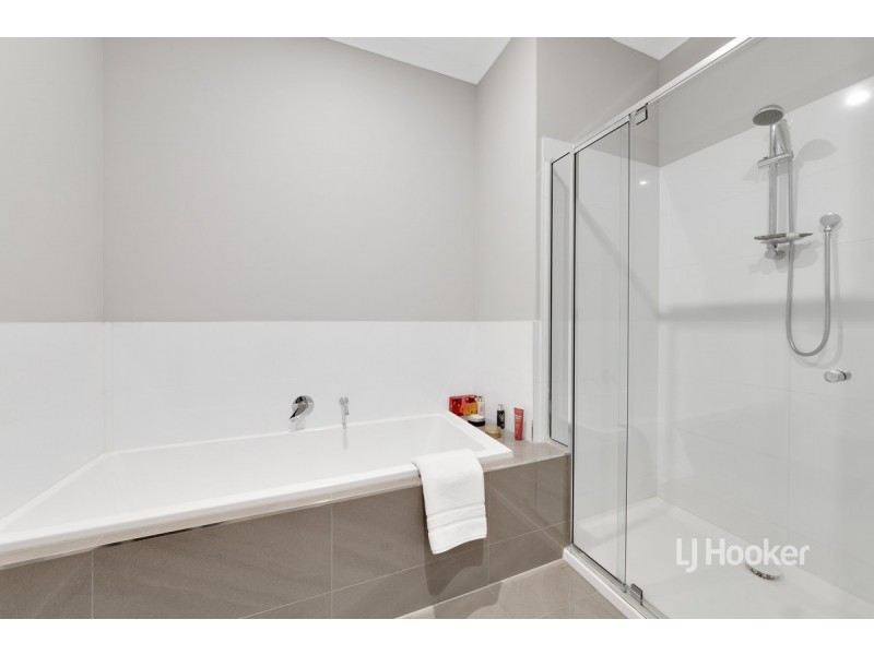 6/2 Crown Street, Laverton VIC 3028