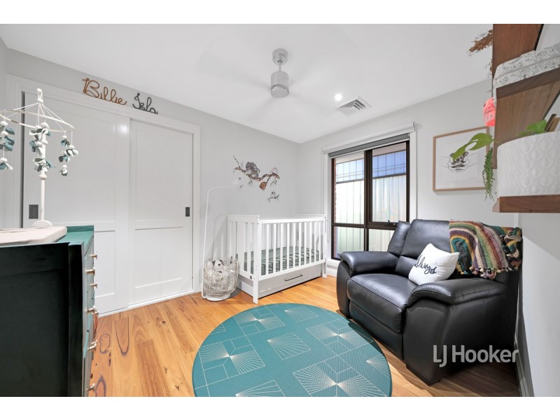 6 Clover Court, Altona Meadows VIC 3028