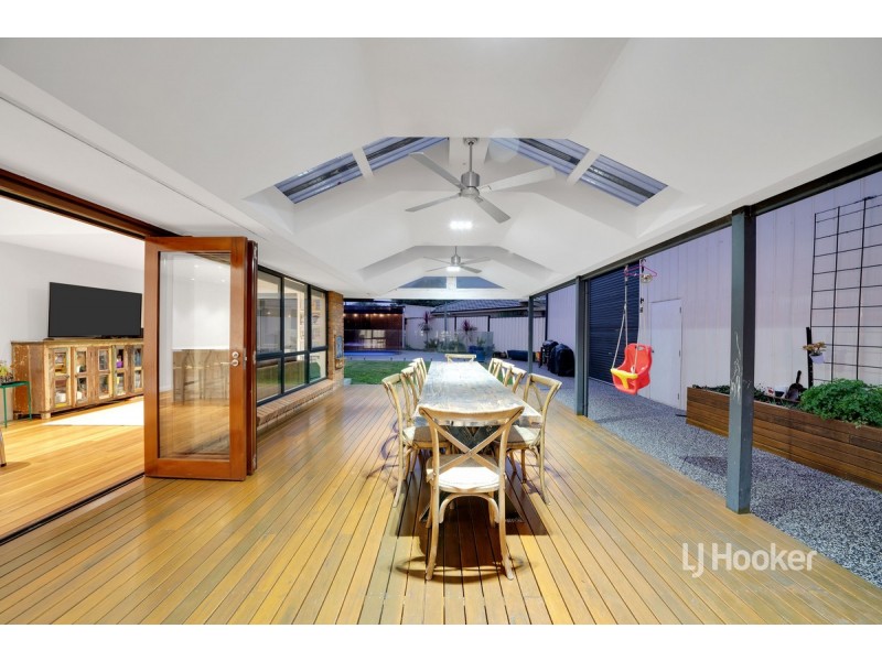 6 Clover Court, Altona Meadows VIC 3028