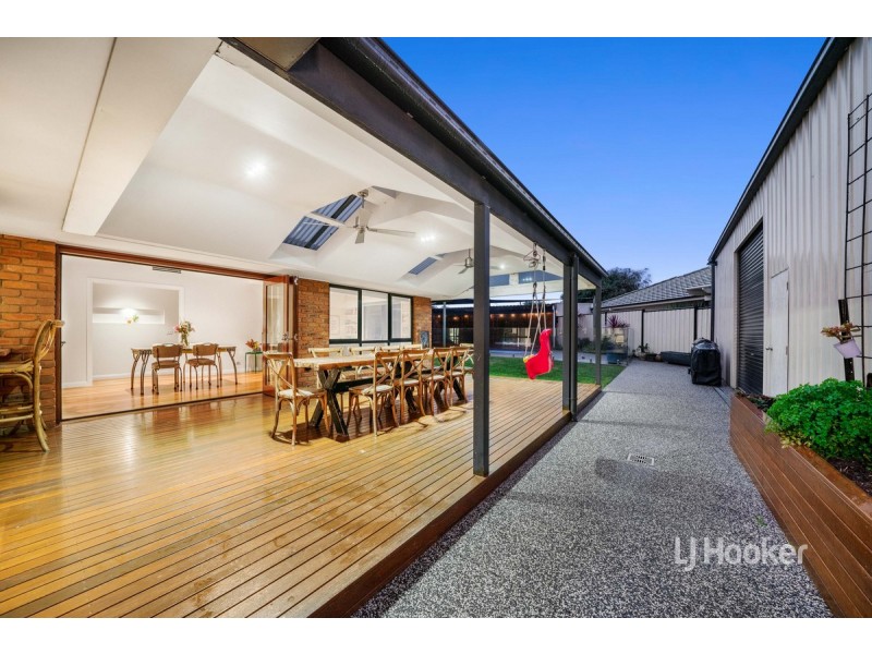 6 Clover Court, Altona Meadows VIC 3028