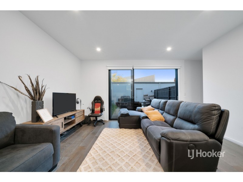 35 Tackle Drive, Point Cook VIC 3030