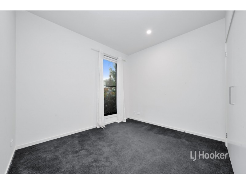 35 Tackle Drive, Point Cook VIC 3030