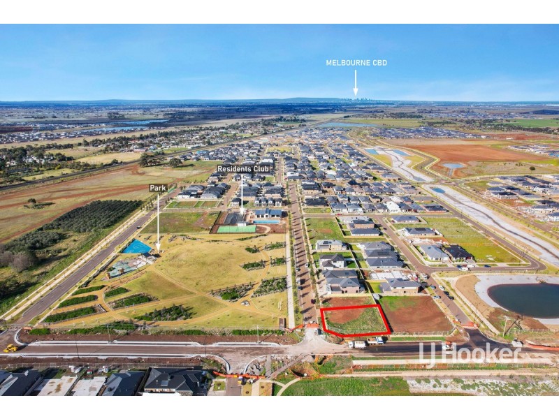 2 Bridgefield Parkway, Rockbank VIC 3335