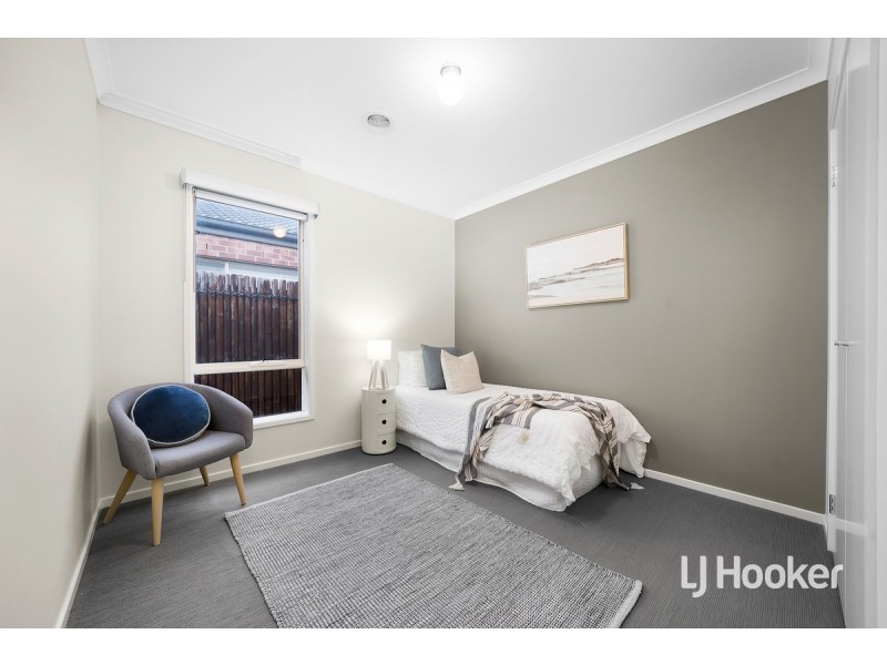 7 Victorking Drive, Point Cook VIC 3030